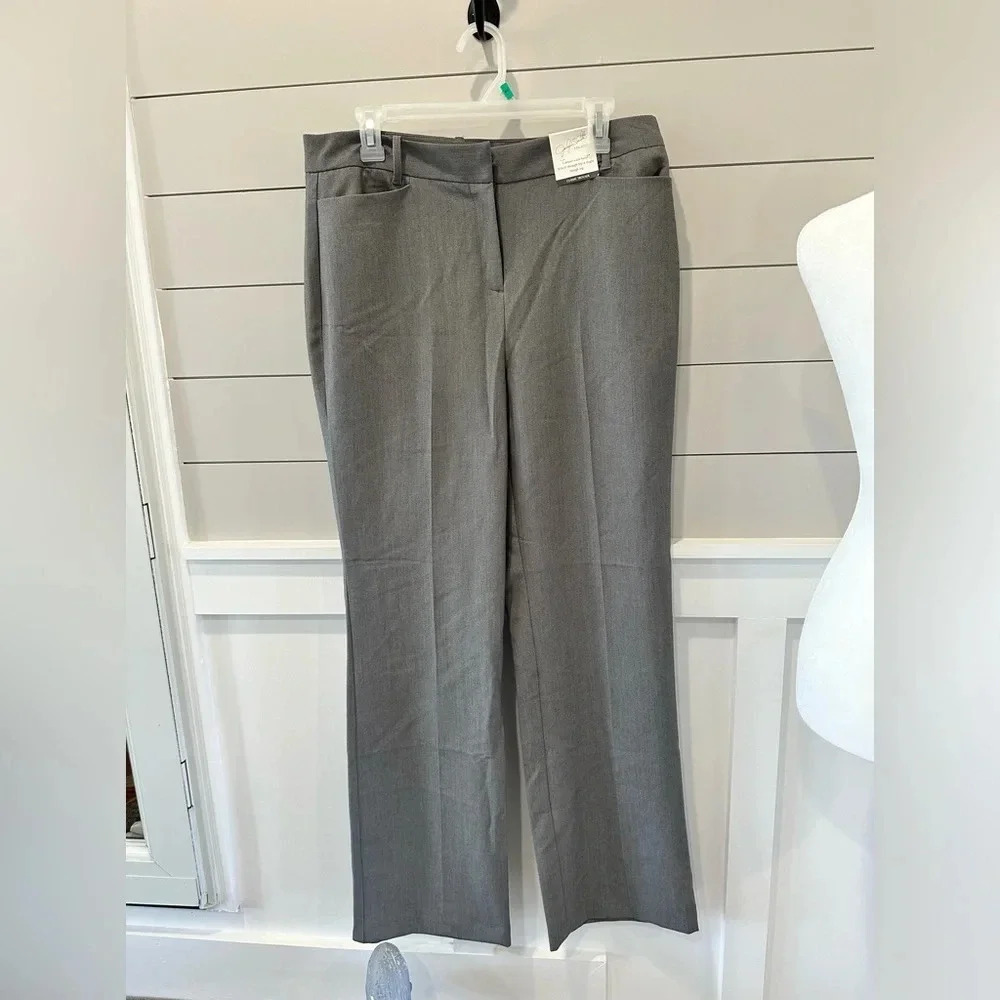 Brand Mew Jaclyn Smith‎ Dress Pants Size 10